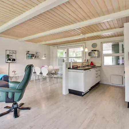 Nyaraló Livia - 900m From The Sea In Western Jutland By Interhome *